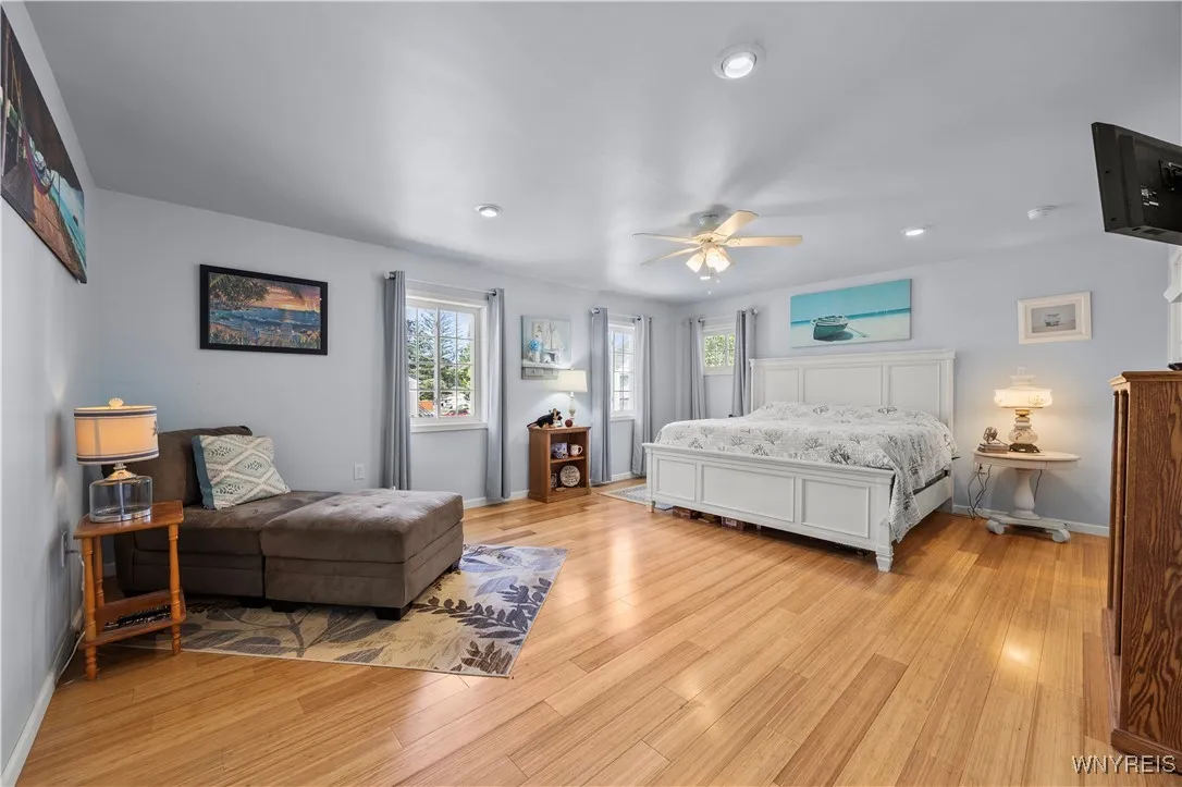 24 Elm Street, Warsaw, New York 14569, Warsaw, New York 14569, 5 Bedrooms Bedrooms, 10 Rooms Rooms,2 BathroomsBathrooms,Residential,Closed,24 Elm Street, Warsaw, New York 14569,0,B1635189
