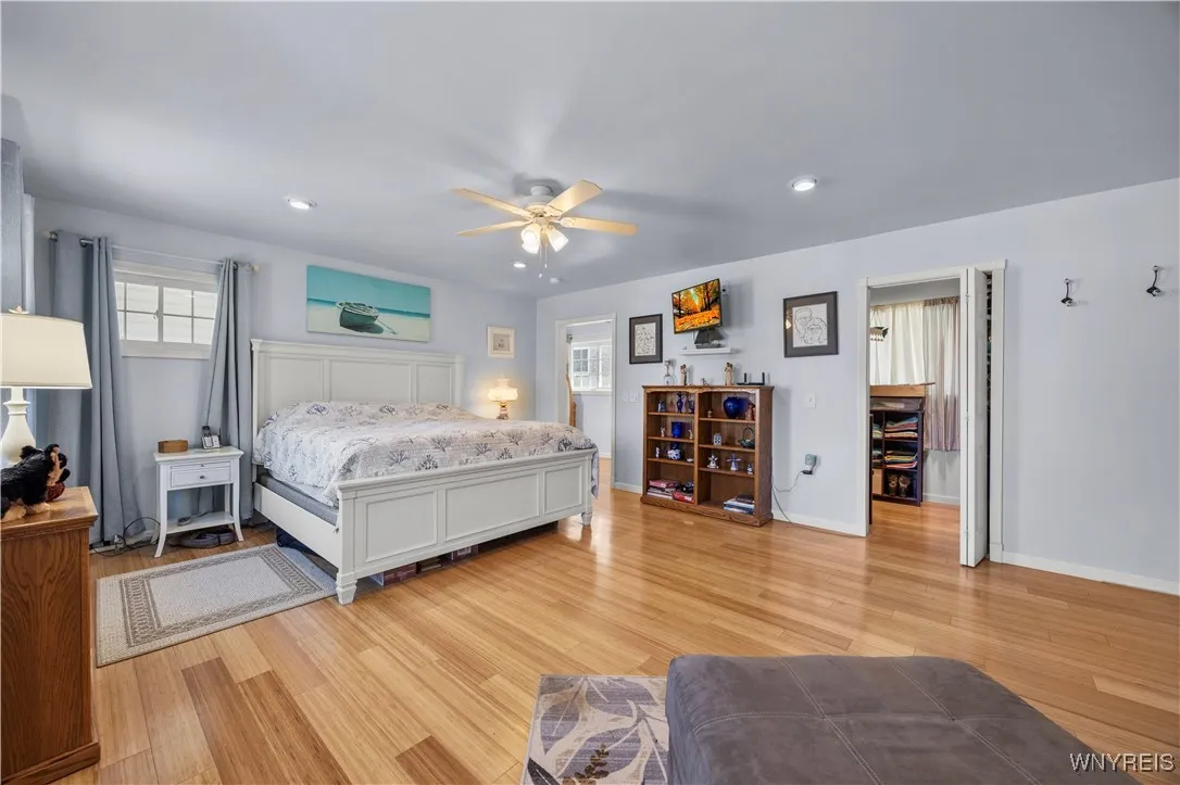 24 Elm Street, Warsaw, New York 14569, Warsaw, New York 14569, 5 Bedrooms Bedrooms, 10 Rooms Rooms,2 BathroomsBathrooms,Residential,Closed,24 Elm Street, Warsaw, New York 14569,0,B1635189