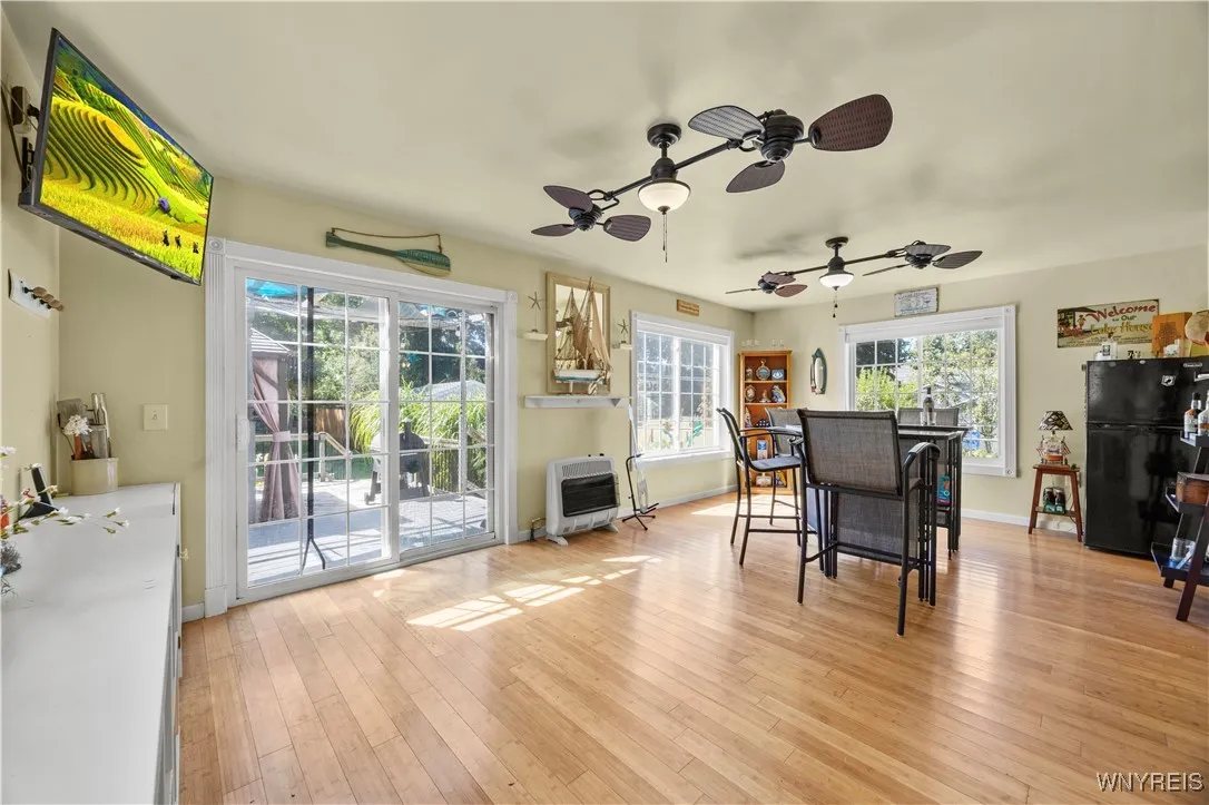 24 Elm Street, Warsaw, New York 14569, Warsaw, New York 14569, 5 Bedrooms Bedrooms, 10 Rooms Rooms,2 BathroomsBathrooms,Residential,Closed,24 Elm Street, Warsaw, New York 14569,0,B1635189