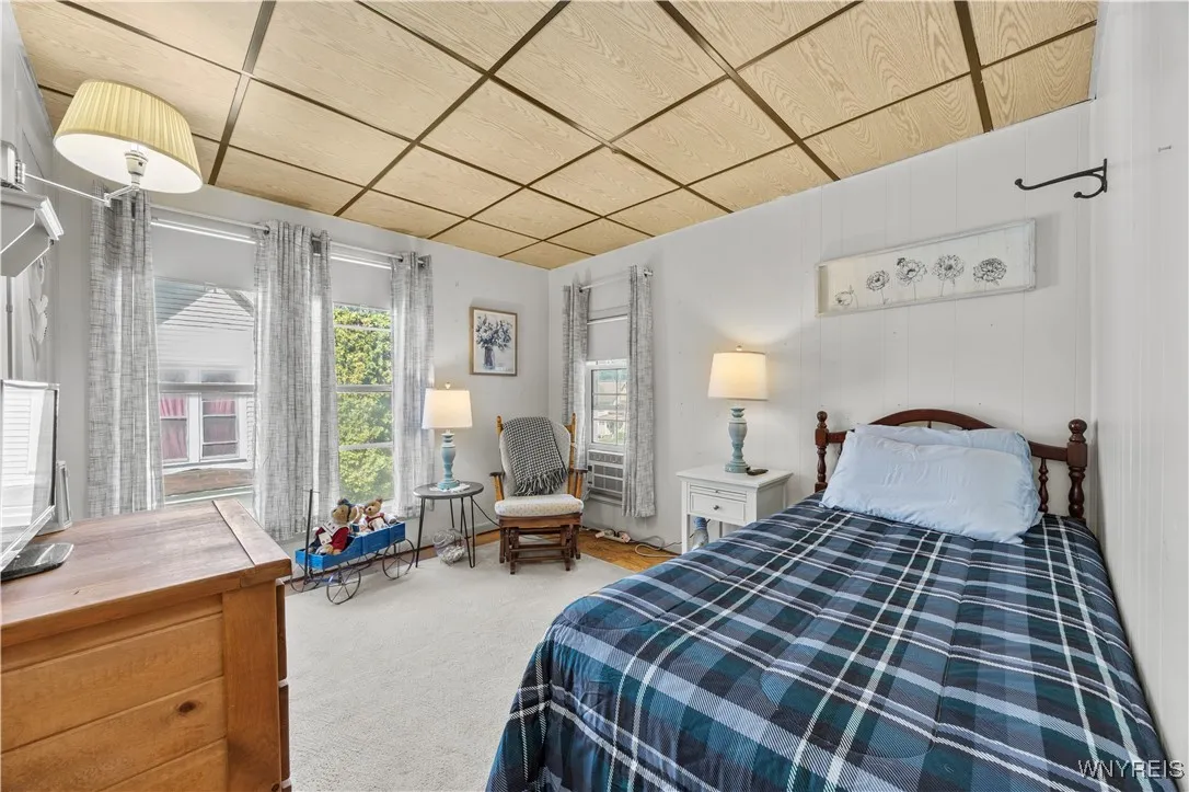 24 Elm Street, Warsaw, New York 14569, Warsaw, New York 14569, 5 Bedrooms Bedrooms, 10 Rooms Rooms,2 BathroomsBathrooms,Residential,Closed,24 Elm Street, Warsaw, New York 14569,0,B1635189