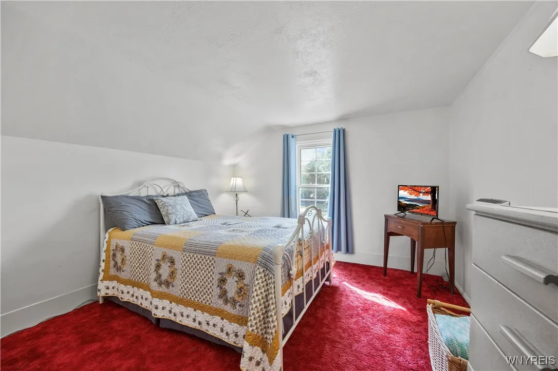 24 Elm Street, Warsaw, New York 14569, Warsaw, New York 14569, 5 Bedrooms Bedrooms, 10 Rooms Rooms,2 BathroomsBathrooms,Residential,Closed,24 Elm Street, Warsaw, New York 14569,0,B1635189