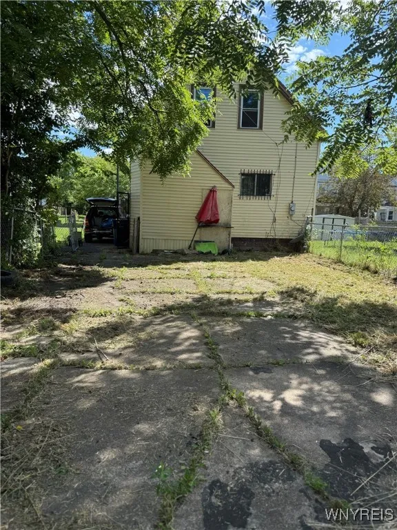 842 Woodlawn Avenue, Buffalo, New York 14211, Buffalo, New York 14211, 4 Bedrooms Bedrooms, 7 Rooms Rooms,1 BathroomBathrooms,Residential,For Sale,842 Woodlawn Avenue, Buffalo, New York 14211,0,B1634633
