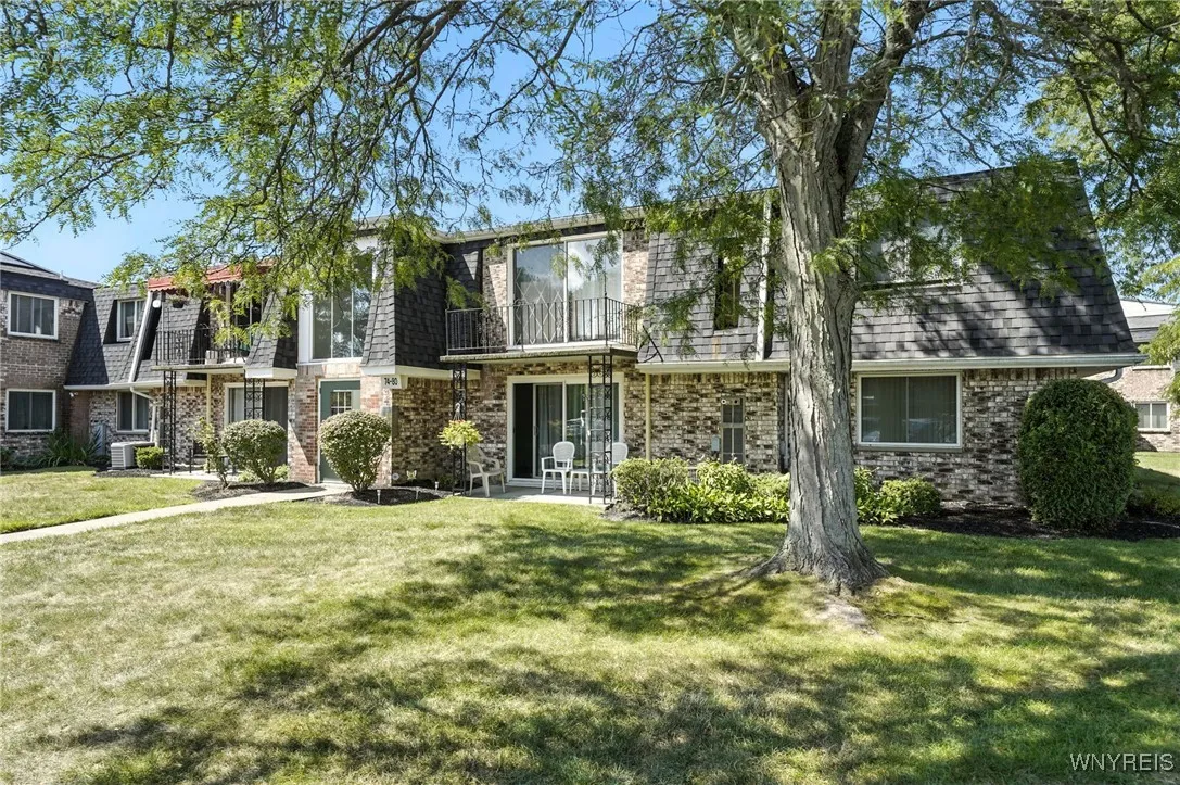 78 B Foxberry Drive, Amherst, New York 14068, Amherst, New York 14068, 2 Bedrooms Bedrooms, 5 Rooms Rooms,1 BathroomBathrooms,Residential,For Sale,78 B Foxberry Drive, Amherst, New York 14068,0,B1635500