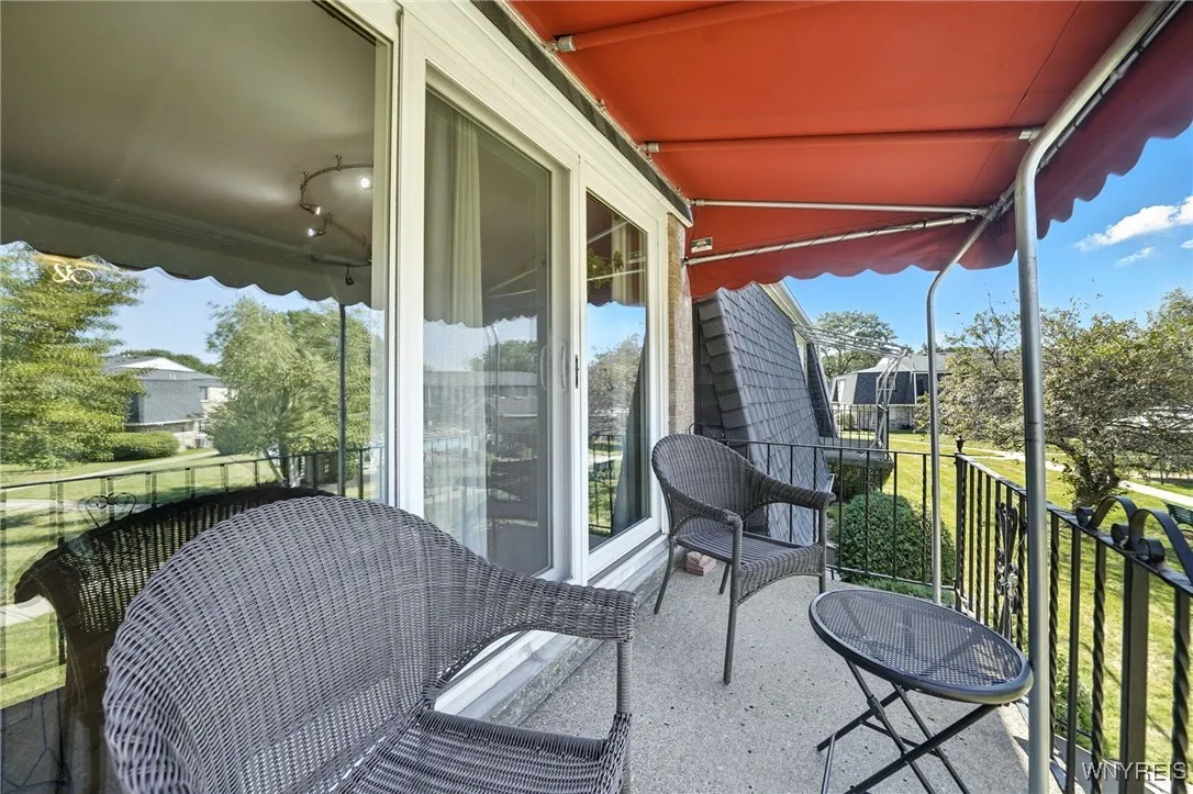 78 B Foxberry Drive, Amherst, New York 14068, Amherst, New York 14068, 2 Bedrooms Bedrooms, 5 Rooms Rooms,1 BathroomBathrooms,Residential,For Sale,78 B Foxberry Drive, Amherst, New York 14068,0,B1635500