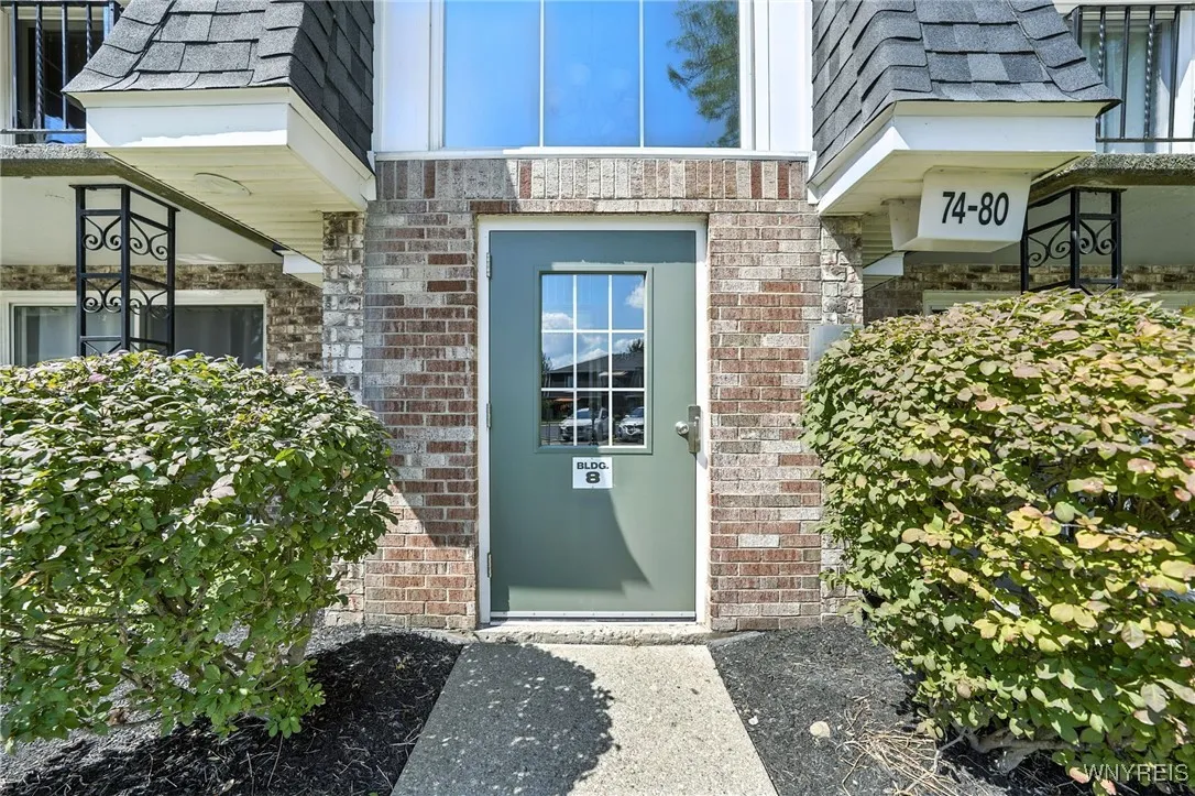 78 B Foxberry Drive, Amherst, New York 14068, Amherst, New York 14068, 2 Bedrooms Bedrooms, 5 Rooms Rooms,1 BathroomBathrooms,Residential,For Sale,78 B Foxberry Drive, Amherst, New York 14068,0,B1635500