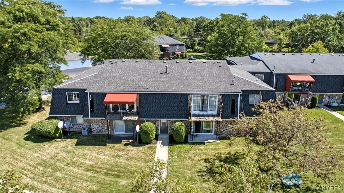 78 B Foxberry Drive, Amherst, New York 14068, Amherst, New York 14068, 2 Bedrooms Bedrooms, 5 Rooms Rooms,1 BathroomBathrooms,Residential,For Sale,78 B Foxberry Drive, Amherst, New York 14068,0,B1635500