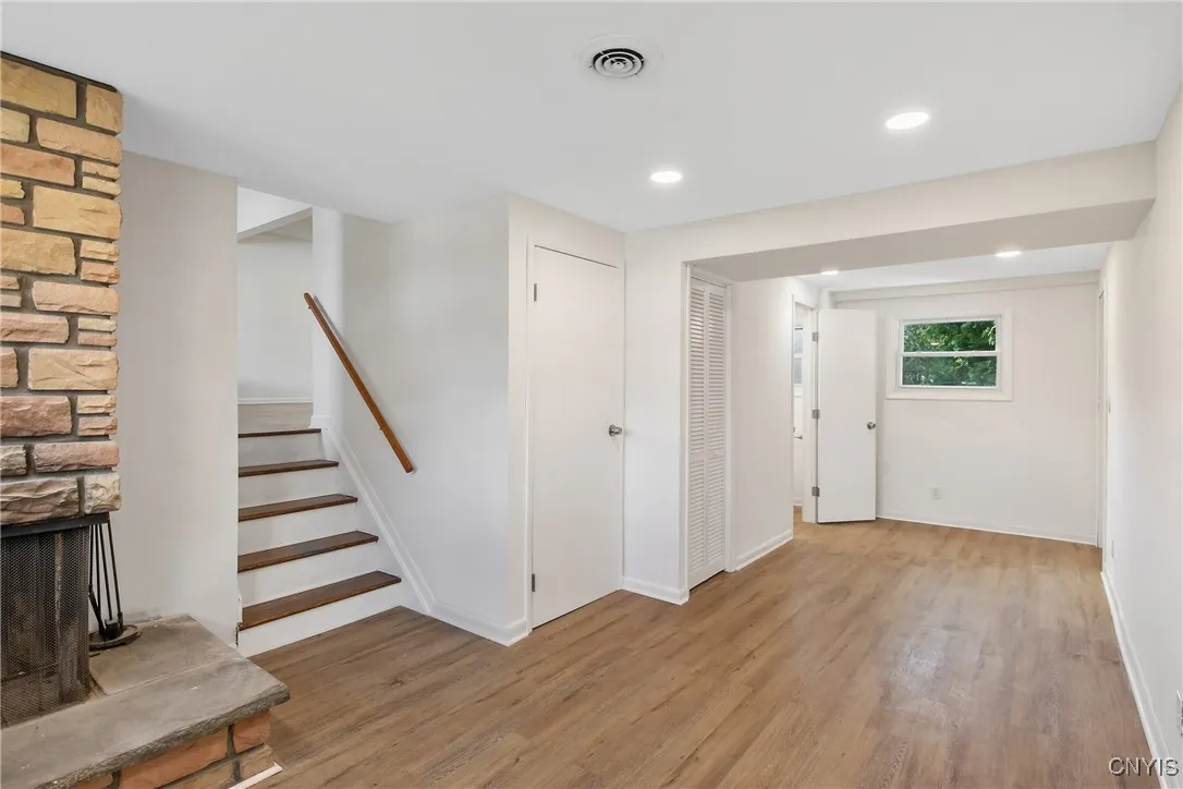 Lysander, New York 13027, 3 Bedrooms Bedrooms, 8 Rooms Rooms,2 BathroomsBathrooms,Residential,For Sale,0,S1635631