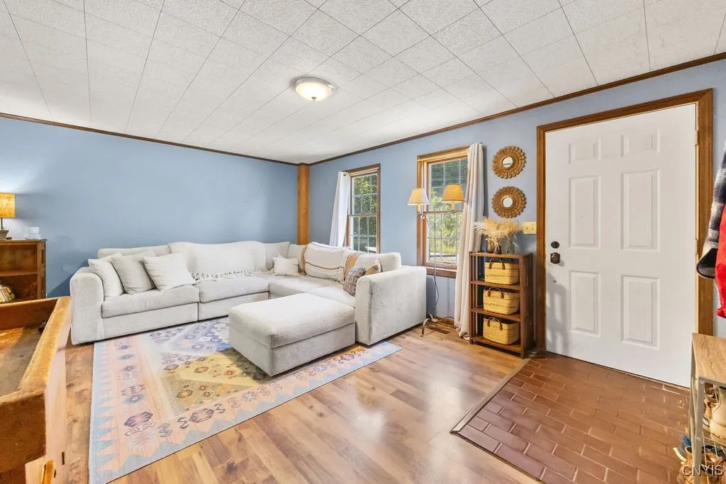 4674 Troop K Road, Manlius, New York 13104, Manlius, New York 13104, 3 Bedrooms Bedrooms, 11 Rooms Rooms,1 BathroomBathrooms,Residential,For Sale,4674 Troop K Road, Manlius, New York 13104,0,S1633940