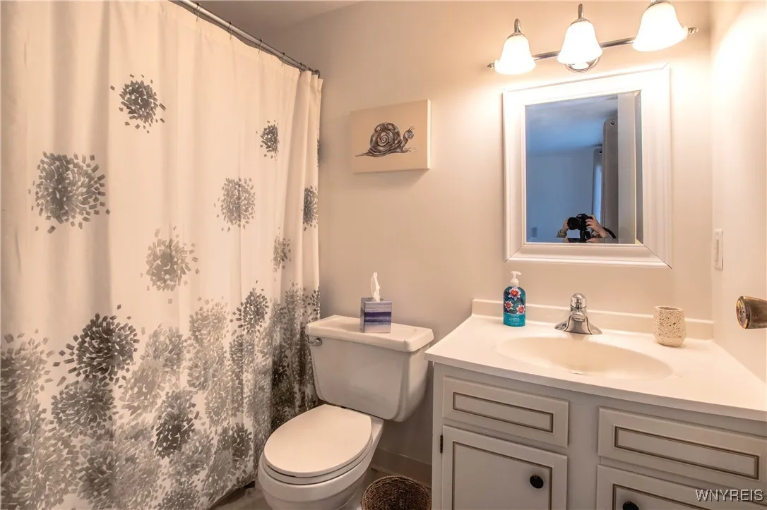 1052 Charlesgate Circle, Amherst, Pennsylvania 140, Amherst, Pennsylvania 14051, 2 Bedrooms Bedrooms, 5 Rooms Rooms,2 BathroomsBathrooms,Residential,For Sale,1052 Charlesgate Circle, Amherst, Pennsylvania 140,0,B1635901