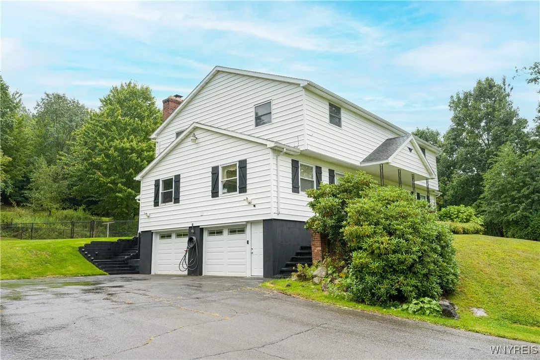 3508 Schintzius Road, Eden, New York 14057, Eden, New York 14057, 4 Bedrooms Bedrooms, 10 Rooms Rooms,2 BathroomsBathrooms,Residential,Closed,3508 Schintzius Road, Eden, New York 14057,0,B1635061