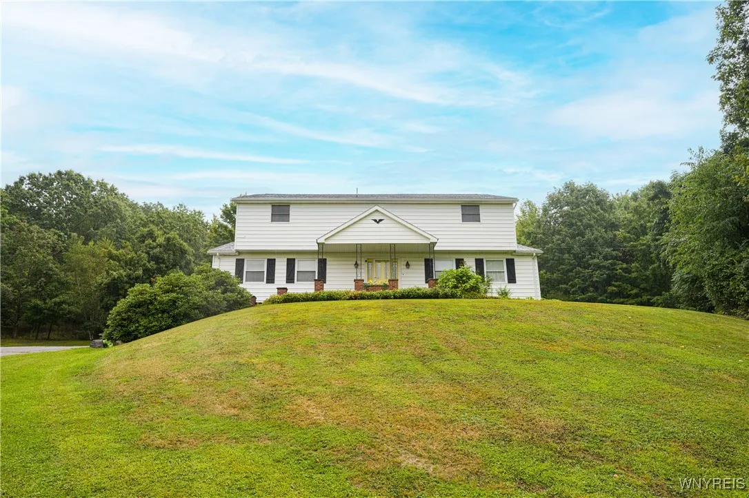 3508 Schintzius Road, Eden, New York 14057, Eden, New York 14057, 4 Bedrooms Bedrooms, 10 Rooms Rooms,2 BathroomsBathrooms,Residential,Closed,3508 Schintzius Road, Eden, New York 14057,0,B1635061