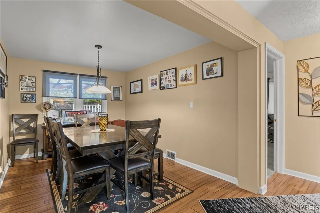 38 Pearce Drive, Amherst, New York 14226, Amherst, New York 14226, 3 Bedrooms Bedrooms, 7 Rooms Rooms,1 BathroomBathrooms,Residential,For Sale,38 Pearce Drive, Amherst, New York 14226,0,B1635798