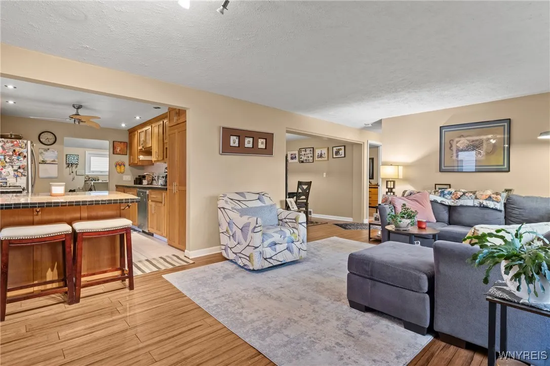 38 Pearce Drive, Amherst, New York 14226, Amherst, New York 14226, 3 Bedrooms Bedrooms, 7 Rooms Rooms,1 BathroomBathrooms,Residential,For Sale,38 Pearce Drive, Amherst, New York 14226,0,B1635798