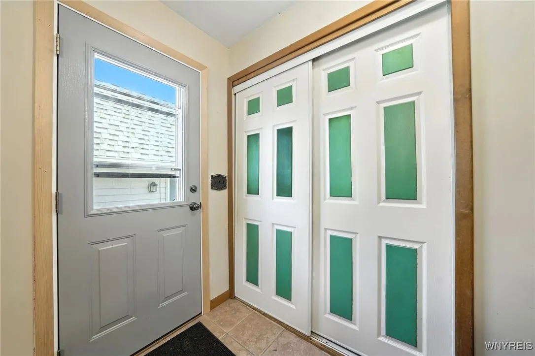 9379 Lafayette Street, Evans, New York 14006, Evans, New York 14006, 3 Bedrooms Bedrooms, 9 Rooms Rooms,1 BathroomBathrooms,Residential,For Sale,9379 Lafayette Street, Evans, New York 14006,0,B1635911