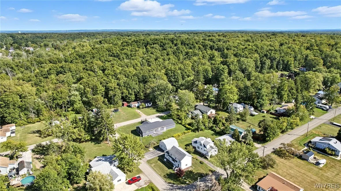 9379 Lafayette Street, Evans, New York 14006, Evans, New York 14006, 3 Bedrooms Bedrooms, 9 Rooms Rooms,1 BathroomBathrooms,Residential,For Sale,9379 Lafayette Street, Evans, New York 14006,0,B1635911