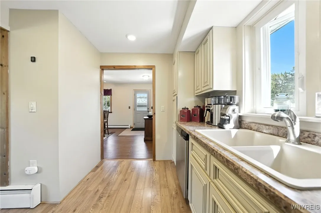 9379 Lafayette Street, Evans, New York 14006, Evans, New York 14006, 3 Bedrooms Bedrooms, 9 Rooms Rooms,1 BathroomBathrooms,Residential,For Sale,9379 Lafayette Street, Evans, New York 14006,0,B1635911
