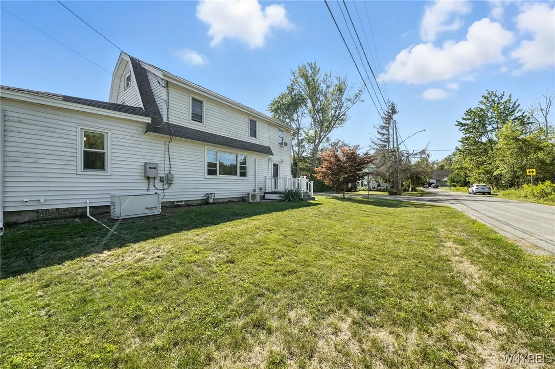 9379 Lafayette Street, Evans, New York 14006, Evans, New York 14006, 3 Bedrooms Bedrooms, 9 Rooms Rooms,1 BathroomBathrooms,Residential,For Sale,9379 Lafayette Street, Evans, New York 14006,0,B1635911