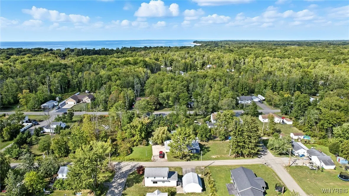9379 Lafayette Street, Evans, New York 14006, Evans, New York 14006, 3 Bedrooms Bedrooms, 9 Rooms Rooms,1 BathroomBathrooms,Residential,For Sale,9379 Lafayette Street, Evans, New York 14006,0,B1635911
