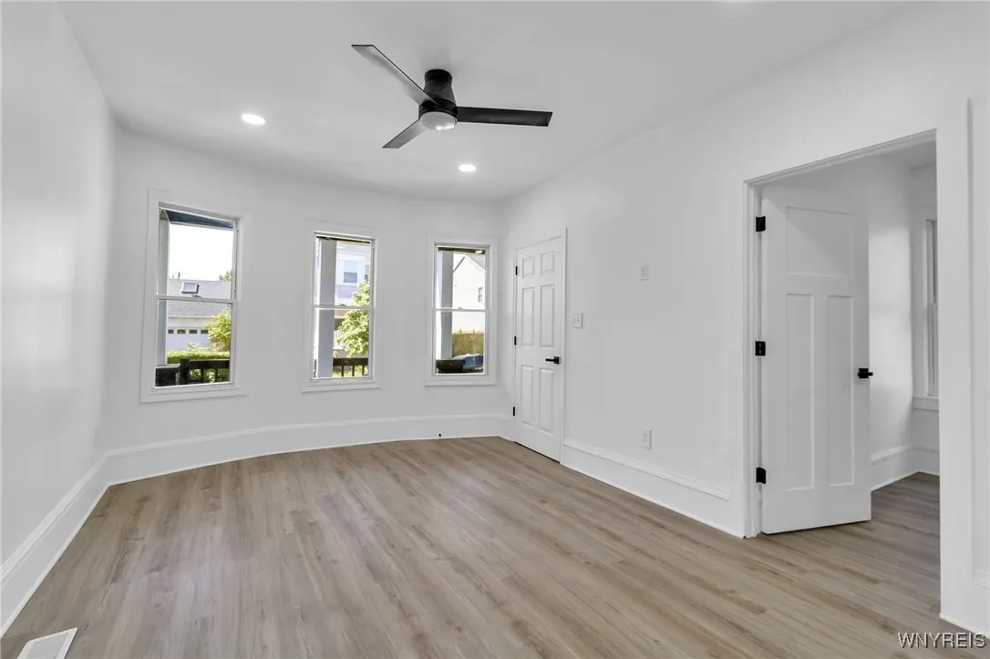 9 West Avenue, Buffalo, New York 14201, Buffalo, New York 14201, 4 Bedrooms Bedrooms, ,2 BathroomsBathrooms,Residential,For Sale,9 West Avenue, Buffalo, New York 14201,0,B1635377