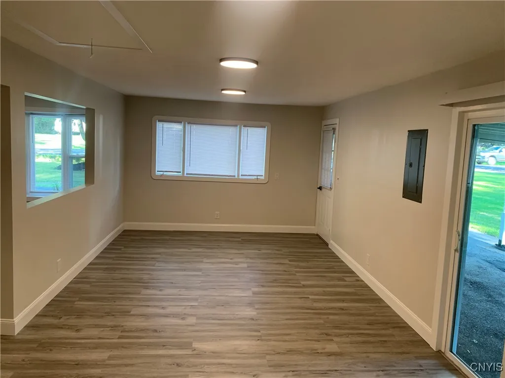 8821 Oswego Road, Clay, New York 13041, Clay, New York 13041, 3 Bedrooms Bedrooms, 8 Rooms Rooms,1 BathroomBathrooms,Residential,For Sale,8821 Oswego Road, Clay, New York 13041,0,S1635582