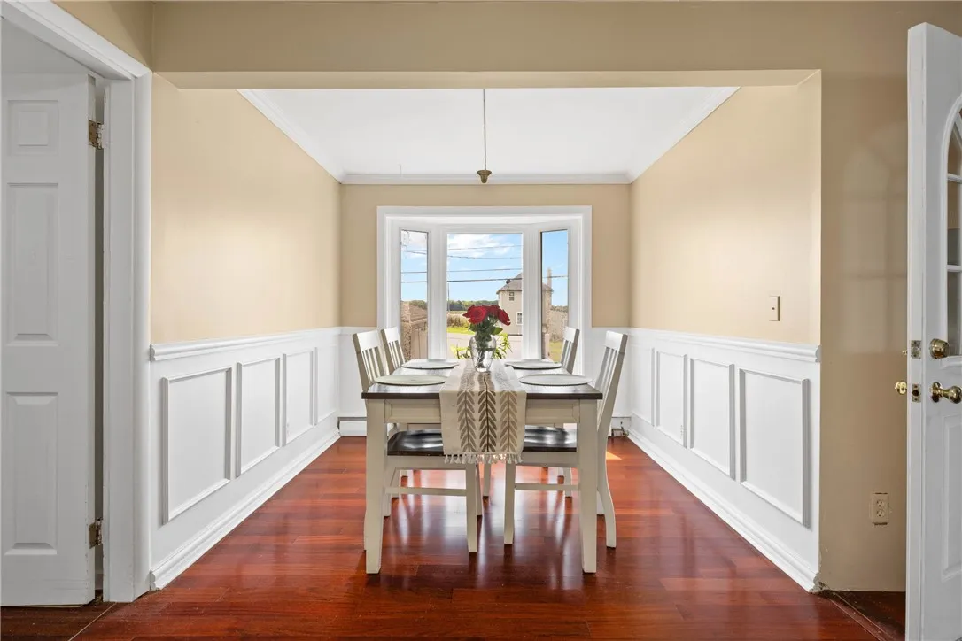 1412 Edgemere Drive, Greece, New York 14612, Greece, New York 14612, 3 Bedrooms Bedrooms, 6 Rooms Rooms,1 BathroomBathrooms,Residential,For Sale,1412 Edgemere Drive, Greece, New York 14612,0,R1635958