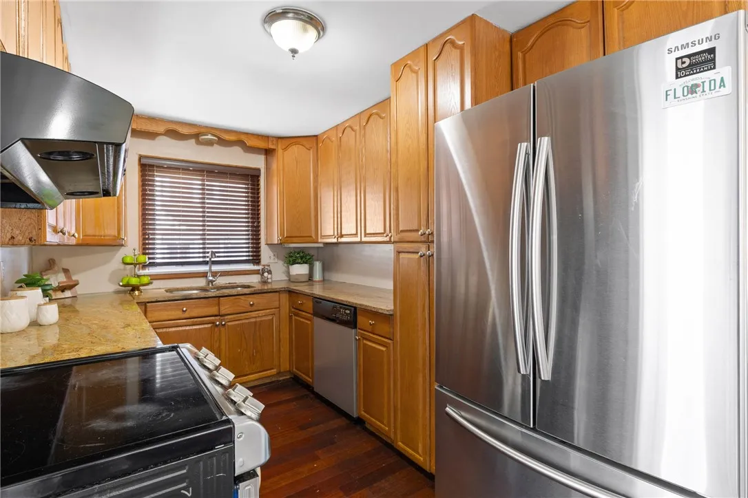 1412 Edgemere Drive, Greece, New York 14612, Greece, New York 14612, 3 Bedrooms Bedrooms, 6 Rooms Rooms,1 BathroomBathrooms,Residential,For Sale,1412 Edgemere Drive, Greece, New York 14612,0,R1635958