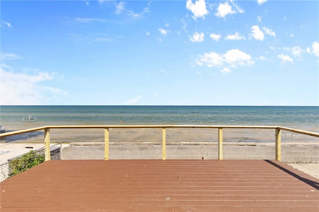 1412 Edgemere Drive, Greece, New York 14612, Greece, New York 14612, 3 Bedrooms Bedrooms, 6 Rooms Rooms,1 BathroomBathrooms,Residential,For Sale,1412 Edgemere Drive, Greece, New York 14612,0,R1635958