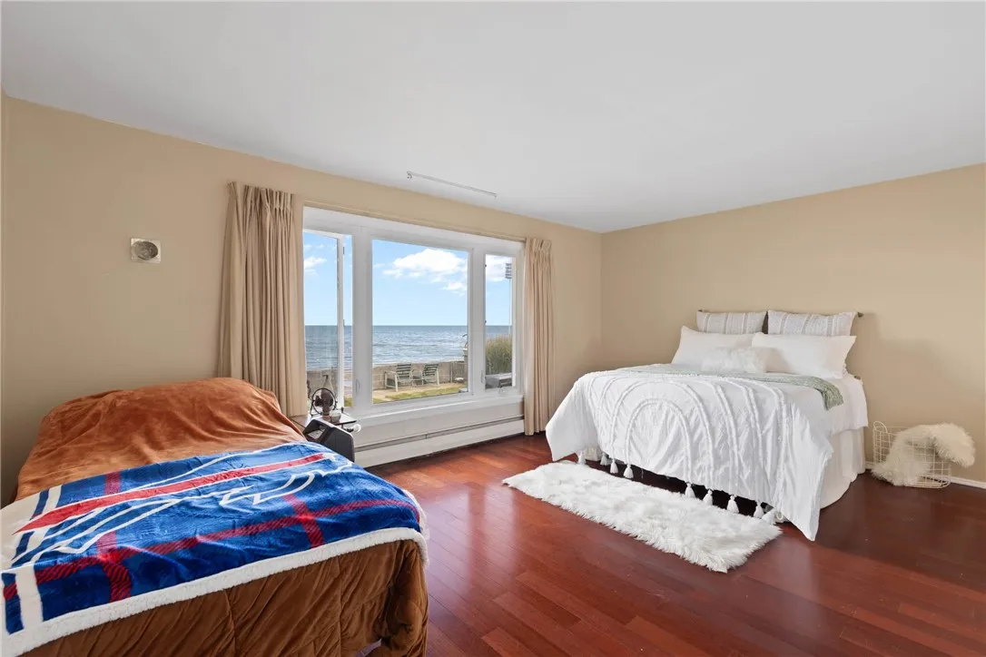1412 Edgemere Drive, Greece, New York 14612, Greece, New York 14612, 3 Bedrooms Bedrooms, 6 Rooms Rooms,1 BathroomBathrooms,Residential,For Sale,1412 Edgemere Drive, Greece, New York 14612,0,R1635958