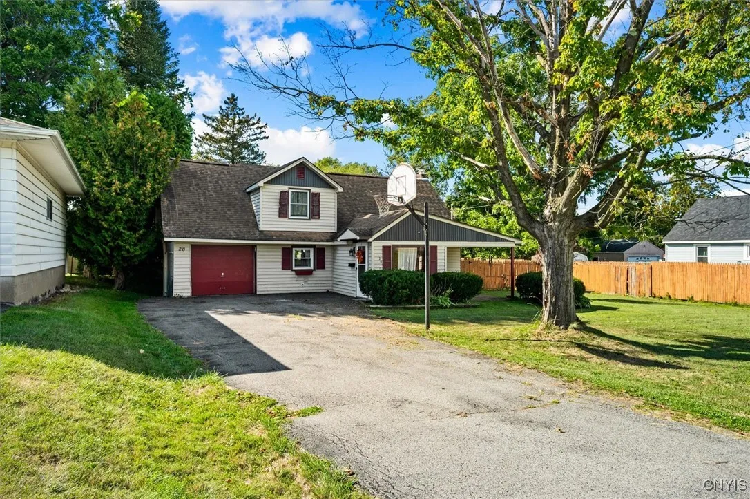 28 3rd Street, Whitestown, New York 13495, Whitestown, New York 13495, 3 Bedrooms Bedrooms, 7 Rooms Rooms,2 BathroomsBathrooms,Residential,For Sale,28 3rd Street, Whitestown, New York 13495,0,S1635963