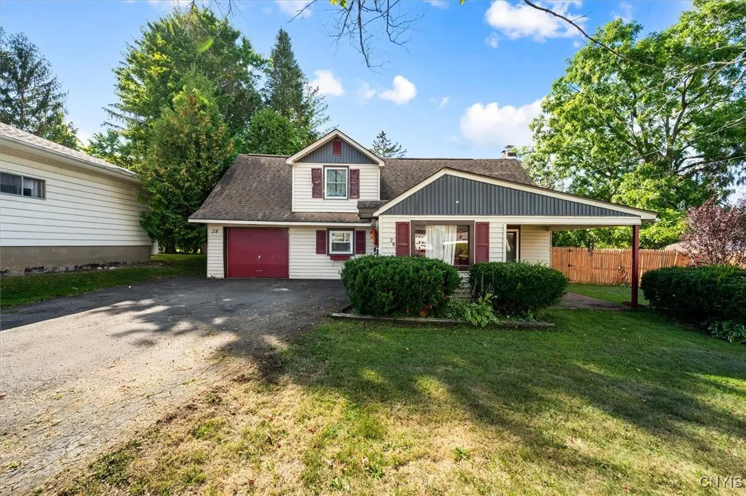 28 3rd Street, Whitestown, New York 13495, Whitestown, New York 13495, 3 Bedrooms Bedrooms, 7 Rooms Rooms,2 BathroomsBathrooms,Residential,For Sale,28 3rd Street, Whitestown, New York 13495,0,S1635963