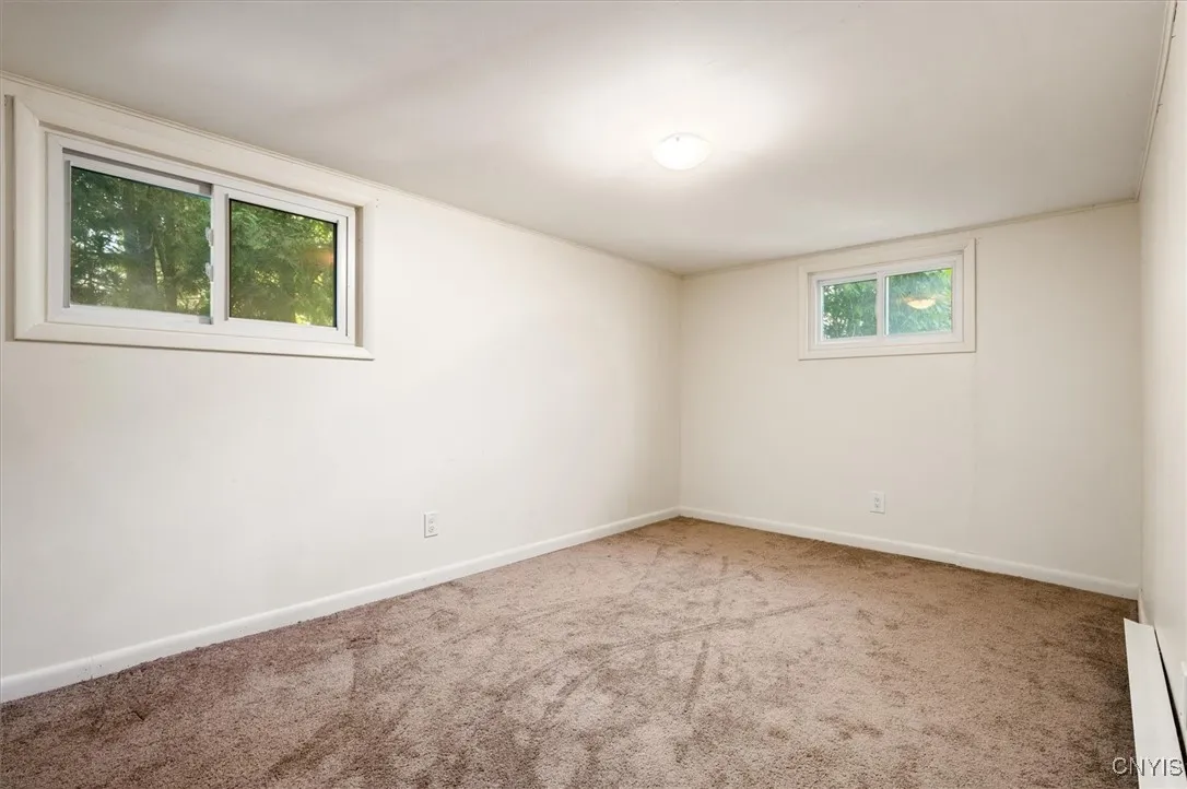 28 3rd Street, Whitestown, New York 13495, Whitestown, New York 13495, 3 Bedrooms Bedrooms, 7 Rooms Rooms,2 BathroomsBathrooms,Residential,For Sale,28 3rd Street, Whitestown, New York 13495,0,S1635963