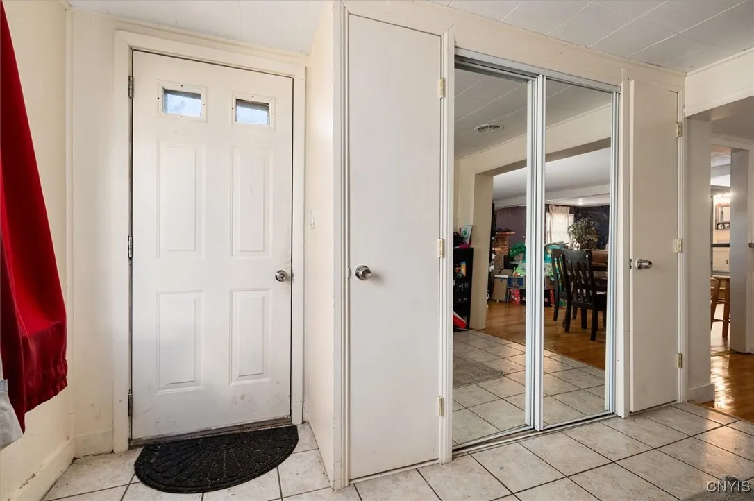 28 3rd Street, Whitestown, New York 13495, Whitestown, New York 13495, 3 Bedrooms Bedrooms, 7 Rooms Rooms,2 BathroomsBathrooms,Residential,For Sale,28 3rd Street, Whitestown, New York 13495,0,S1635963
