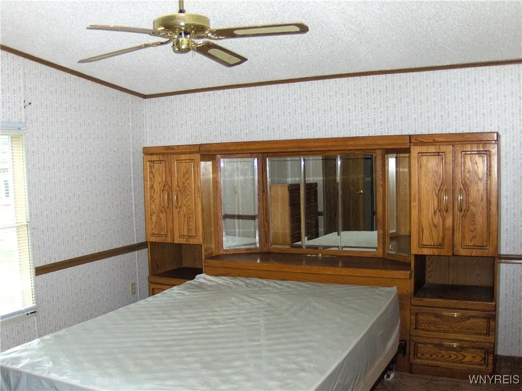 294 Canal Drive West 206, Macedon, New York 14502, Macedon, New York 14502, 3 Bedrooms Bedrooms, 6 Rooms Rooms,2 BathroomsBathrooms,Residential,For Sale,294 Canal Drive West 206, Macedon, New York 14502,0,B1635844