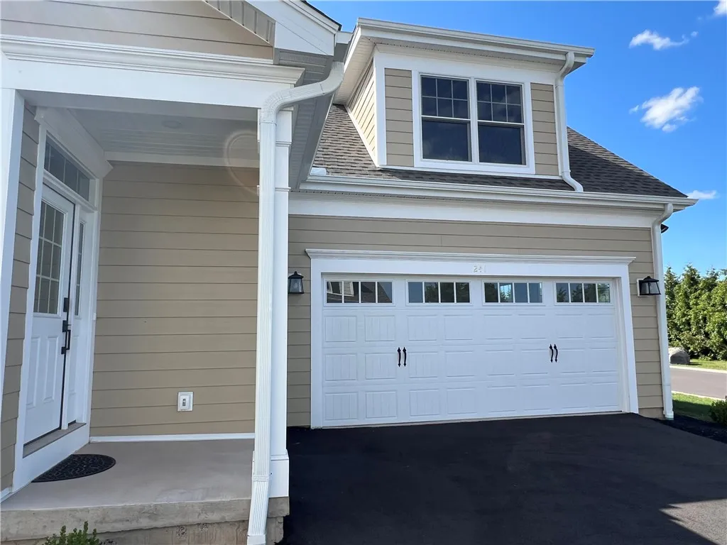 241 Bretlyn Cir, Brighton, New York 14618, Brighton, New York 14618, 3 Bedrooms Bedrooms, 8 Rooms Rooms,3 BathroomsBathrooms,Residential,For Sale,241 Bretlyn Cir, Brighton, New York 14618,0,R1635957
