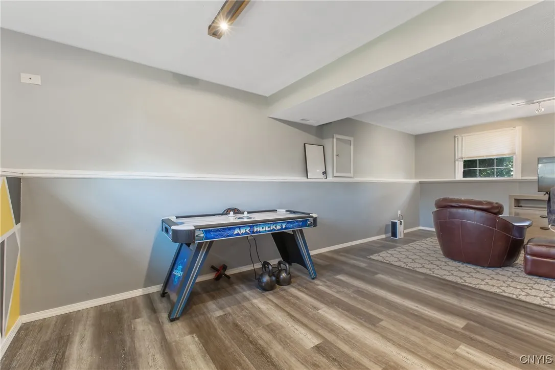 9487 Glengarriff Drive, Cicero, New York 13029, Cicero, New York 13029, 4 Bedrooms Bedrooms, 7 Rooms Rooms,2 BathroomsBathrooms,Residential,For Sale,9487 Glengarriff Drive, Cicero, New York 13029,0,S1635967