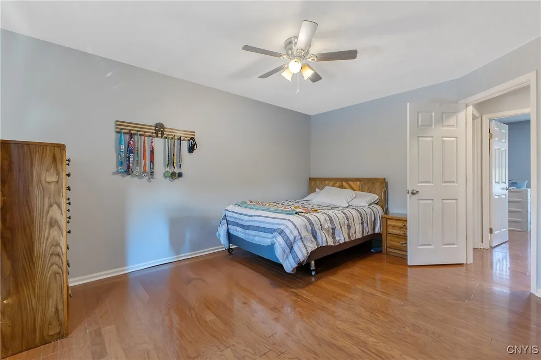 9487 Glengarriff Drive, Cicero, New York 13029, Cicero, New York 13029, 4 Bedrooms Bedrooms, 7 Rooms Rooms,2 BathroomsBathrooms,Residential,For Sale,9487 Glengarriff Drive, Cicero, New York 13029,0,S1635967