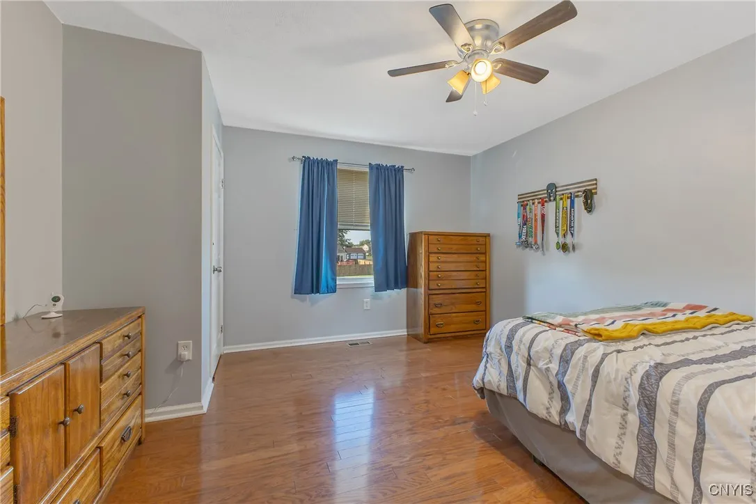 9487 Glengarriff Drive, Cicero, New York 13029, Cicero, New York 13029, 4 Bedrooms Bedrooms, 7 Rooms Rooms,2 BathroomsBathrooms,Residential,For Sale,9487 Glengarriff Drive, Cicero, New York 13029,0,S1635967