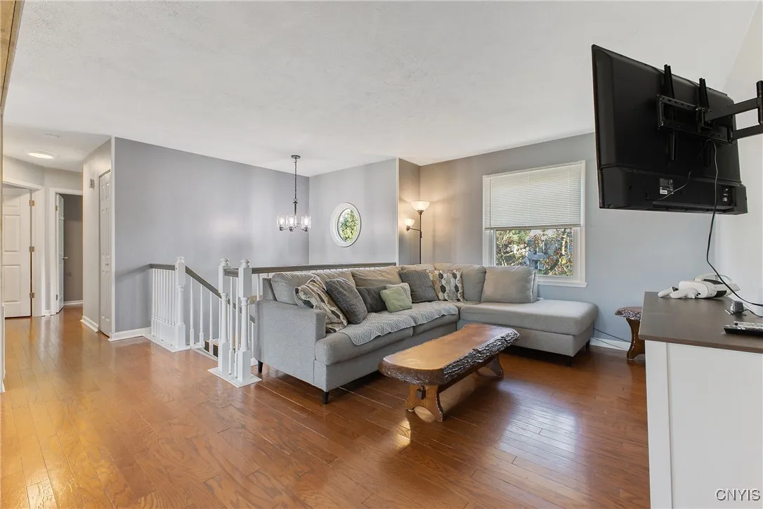 9487 Glengarriff Drive, Cicero, New York 13029, Cicero, New York 13029, 4 Bedrooms Bedrooms, 7 Rooms Rooms,2 BathroomsBathrooms,Residential,For Sale,9487 Glengarriff Drive, Cicero, New York 13029,0,S1635967