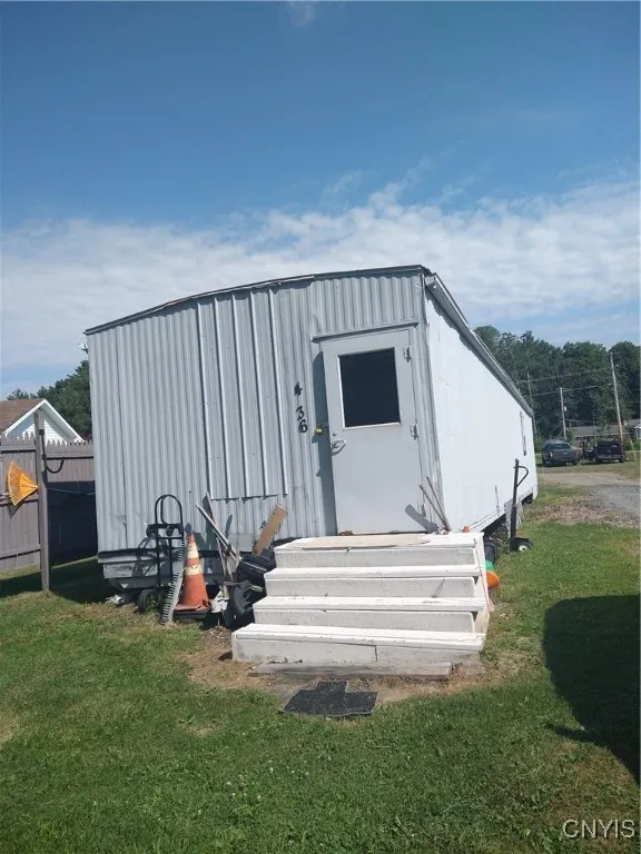 external trailer to rent