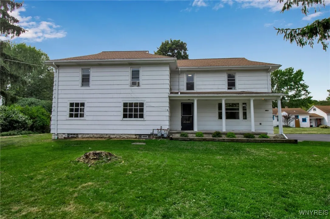 5140 Kraus Road, Clarence, New York 14031, Clarence, New York 14031, 5 Bedrooms Bedrooms, ,3 BathroomsBathrooms,Residential,For Sale,5140 Kraus Road, Clarence, New York 14031,0,B1635364
