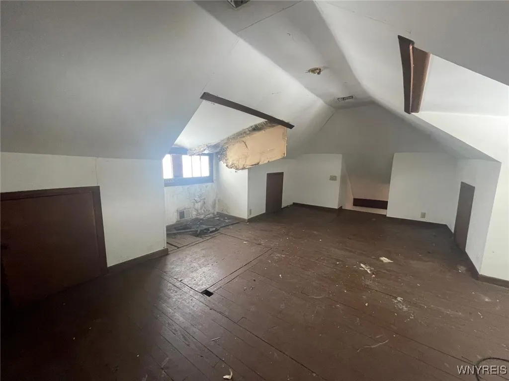 115 Stratford Road, Buffalo, New York 14216, Buffalo, New York 14216, 2 Bedrooms Bedrooms, 5 Rooms Rooms,1 BathroomBathrooms,Residential,For Sale,115 Stratford Road, Buffalo, New York 14216,0,B1635977