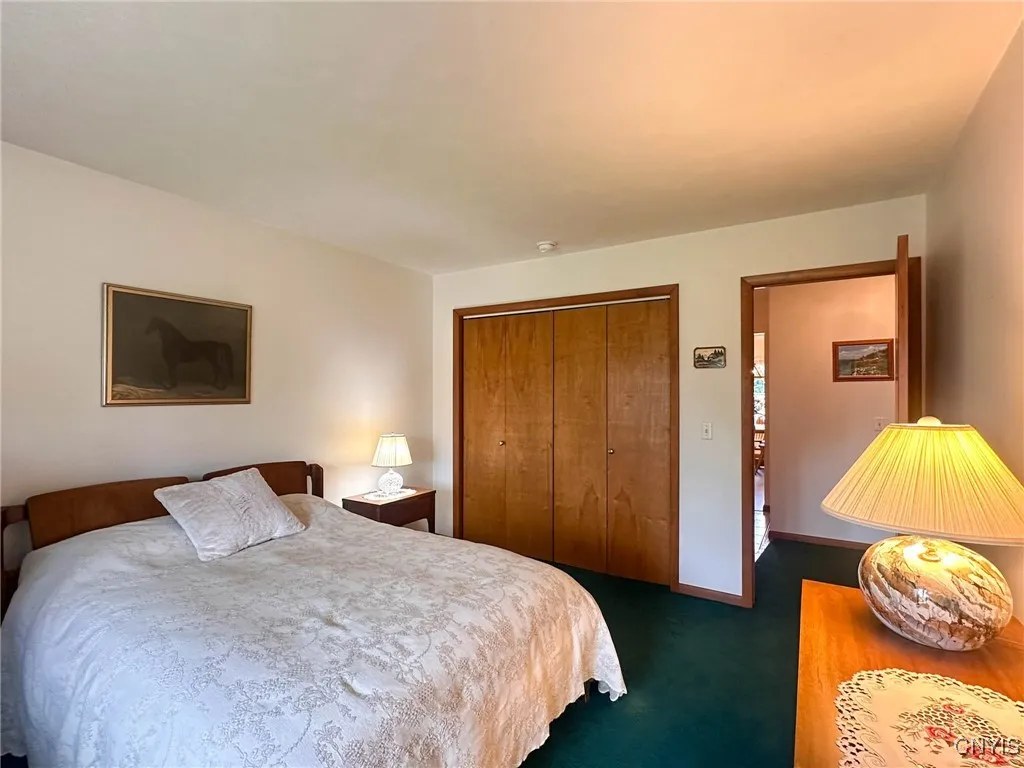 2354 Middle Road, Oneida, New York 13421, Oneida, New York 13421, 3 Bedrooms Bedrooms, 11 Rooms Rooms,2 BathroomsBathrooms,Residential,For Sale,2354 Middle Road, Oneida, New York 13421,0,S1635600