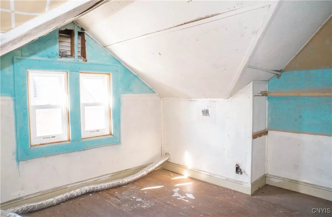 18 Geer Avenue, Utica, New York 13501, Utica, New York 13501, 4 Bedrooms Bedrooms, 10 Rooms Rooms,1 BathroomBathrooms,Residential,For Sale,18 Geer Avenue, Utica, New York 13501,0,S1635780