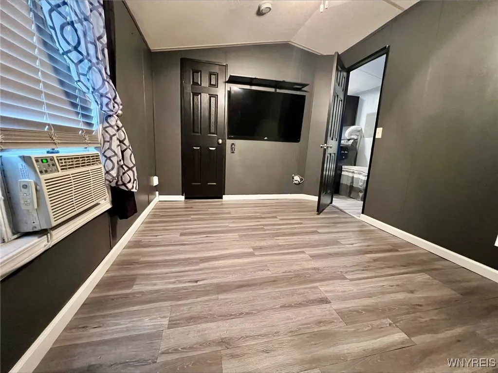 263 Crestwood Court East, Lockport City, New York, Lockport City, New York 14094, 2 Bedrooms Bedrooms, 4 Rooms Rooms,1 BathroomBathrooms,Residential,For Sale,263 Crestwood Court East, Lockport City, New York ,0,B1636016