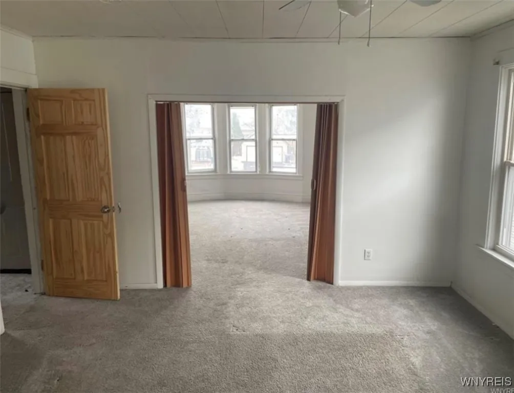 226 Longnecker Street, Buffalo, New York 14206, Buffalo, New York 14206, 2 Bedrooms Bedrooms, 6 Rooms Rooms,1 BathroomBathrooms,Residential Lease,For Rent,226 Longnecker Street, Buffalo, New York 14206,0,B1635722