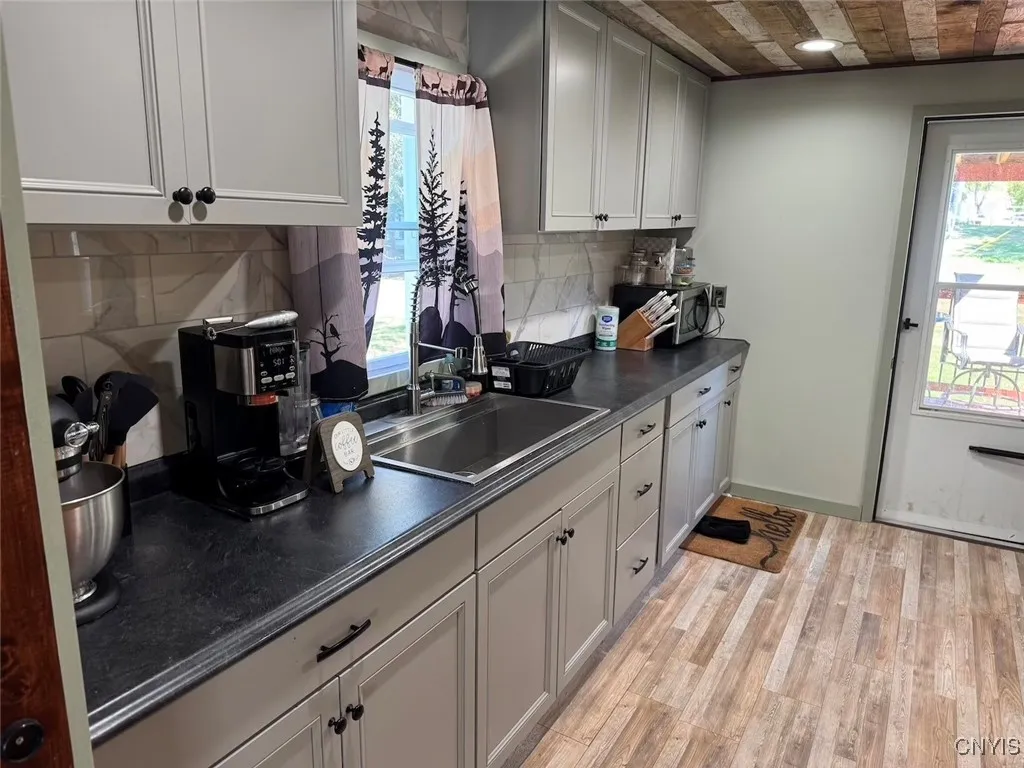 1412 West Chestnut Street, Portville, New York 147, Portville, New York 14788, 2 Bedrooms Bedrooms, 5 Rooms Rooms,1 BathroomBathrooms,Residential,For Sale,1412 West Chestnut Street, Portville, New York 147,0,S1636024