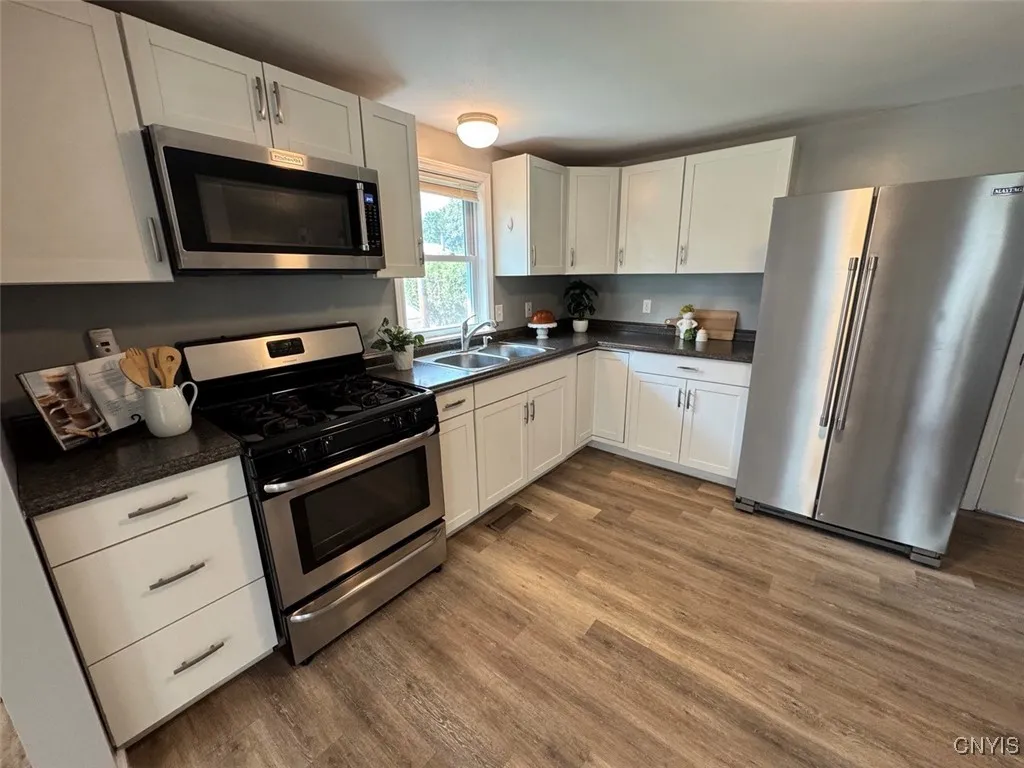 608 Forbes Avenue, Sullivan, New York 13037, Sullivan, New York 13037, 3 Bedrooms Bedrooms, 5 Rooms Rooms,1 BathroomBathrooms,Residential,Closed,608 Forbes Avenue, Sullivan, New York 13037,0,S1633749