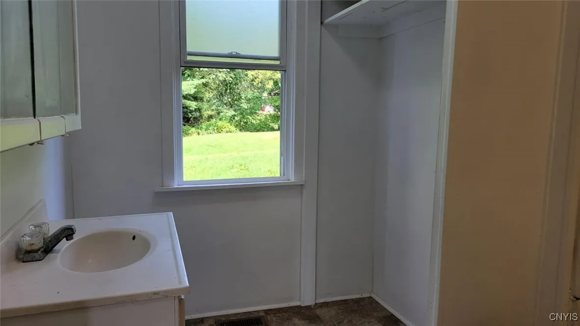 2329 Bacon Road 3, Cortlandville, New York 13101, Cortlandville, New York 13101, 8 Bedrooms Bedrooms, ,4 BathroomsBathrooms,Residential,For Sale,2329 Bacon Road 3, Cortlandville, New York 13101,0,S1635362