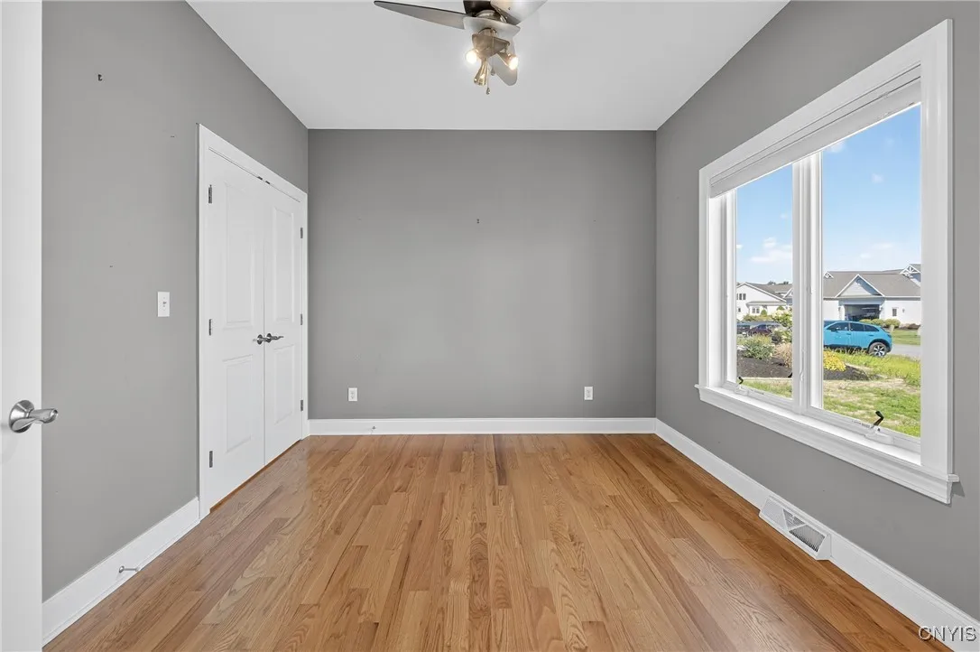 Bedroom 1/Office