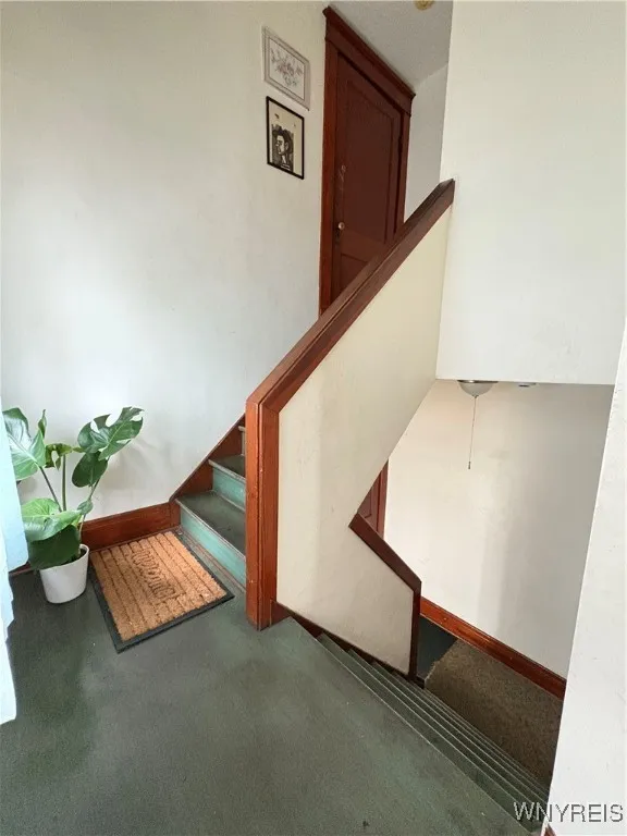 144 Ivanhoe Road, Cheektowaga, New York 14215, Cheektowaga, New York 14215, 5 Bedrooms Bedrooms, ,2 BathroomsBathrooms,Residential,For Sale,144 Ivanhoe Road, Cheektowaga, New York 14215,0,B1632655